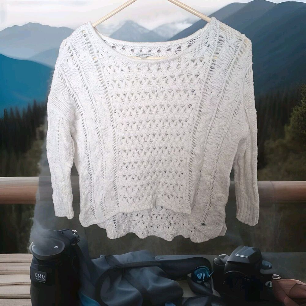 WOMENS SIZE XS AMERICAN EAGLE OPEN CABLE KNIT 3/4 SLEEVE SWEATER